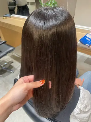 セミロング n i r .所属・渡部 円のヘアスタイル