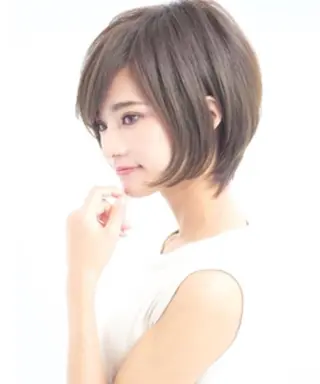 ショート 髪質改善　縮毛の達人 矢井由真のヘアスタイル