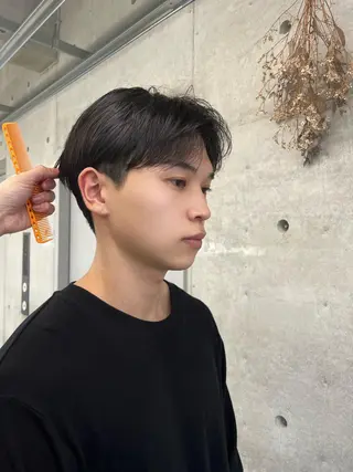 ショート メンズ ダブルカラー/ ケアブリーチ/クニトのヘアスタイル