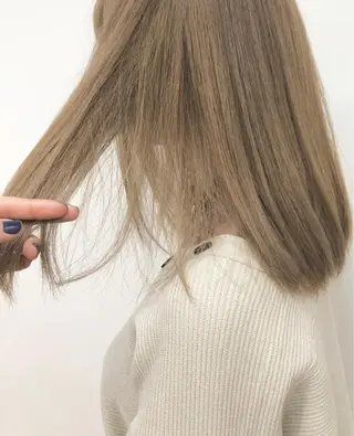 ミディアム 桑原 菜摘のヘアスタイル