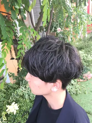 ショート graxi'    グラシー所属・ブリーチ/ハイトーン SERINAのヘアスタイル