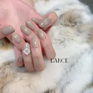 ミディアム ネイル Lance nailのネイルデザイン
