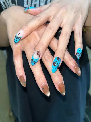 ネイル MAXKELLY AYANE💜のネイルデザイン