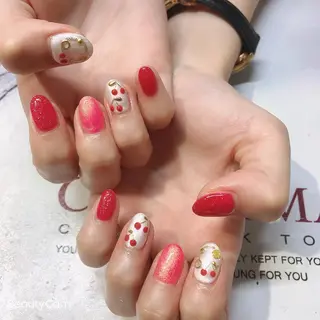 ネイル Guarendo錦糸町店所属・ガレンドウ 白澤 愛子のネイルデザイン