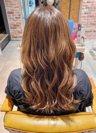 ロング カラー パーマ/イルミナ カラー 三浦菜々子のヘアスタイル