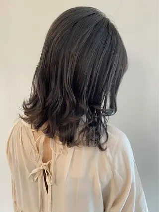 カラー 水島 悠香子のヘアスタイル