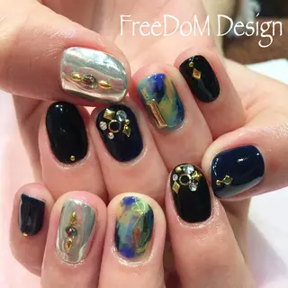 ネイル ＦreeDoＭ   Design所属・W KUMIのネイルデザイン