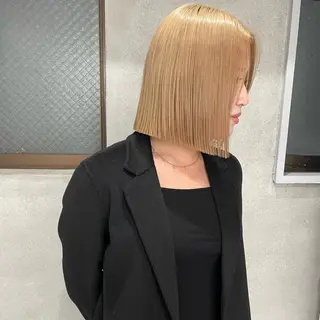 ショート ハイトーン/ボブ /HBL/AYUNAのヘアスタイル
