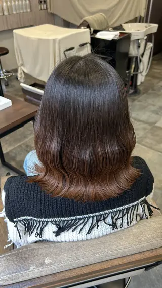 ミディアム 坂 美来乃のヘアスタイル