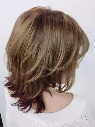 ショート カラー UNDER vr 【アンダーバー】のヘアスタイル