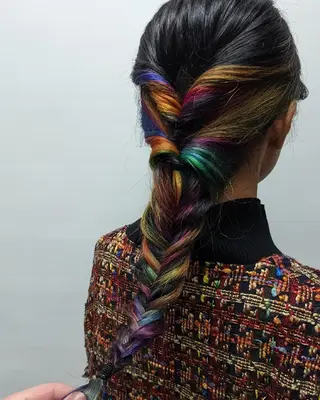 ロング カラー ヘアアレンジ fuwat所属・秋葉原でカラーする なら🐉ちぇーたんのヘアスタイル