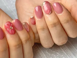 ネイル nail  salon pista所属・Ｋ． Michiのネイルデザイン