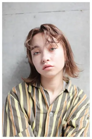 ミディアム 小田川 竜也のヘアスタイル