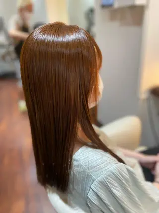 セミロング カラー CoCooN Hiromiのヘアスタイル