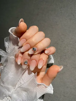 ネイル I-nailロング /ワンホン/キラキラのネイルデザイン