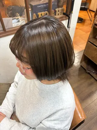 ミディアム カラー chacha blanc元山のヘアスタイル