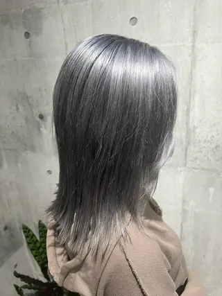 セミロング カラー mimiiy梅田 中崎町ハイトーンのヘアスタイル