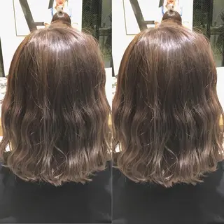 ミディアム カラー 荒木 依莉亜のヘアスタイル