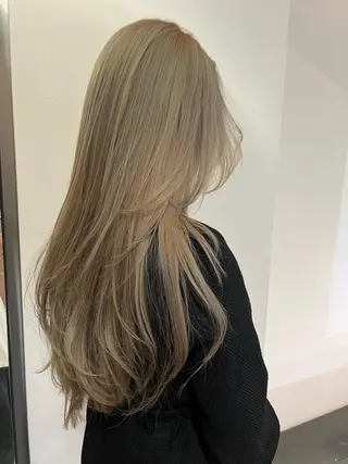 セミロング カラー LOWE所属・🌼透明感ヘア🌼 arisaのヘアスタイル