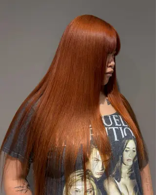 ロング カラー 🫧うる艶ハイトーン 🫧💘サヤ💘のヘアスタイル