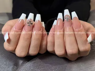 ネイル DIAMOND NailStudioのネイルデザイン