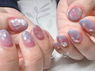 ネイル 芦辺 香奈のネイルデザイン