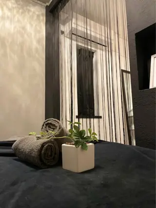 メンズ アイブロウ メンズフェイシャル アイブロウ・ルースのエステ・リラクイメージ