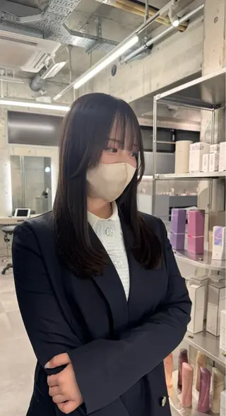 セミロング shio ハイトーン 💗【福岡天神】のヘアスタイル