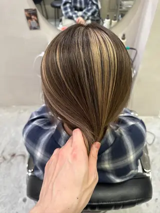 セミロング カラー SALOWIN 梅田茶屋町店所属・梅田/ベージュカラー /ブリーチカラーのヘアスタイル