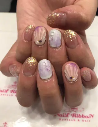 ネイル ネイルリボン 受付スタッフのネイルデザイン