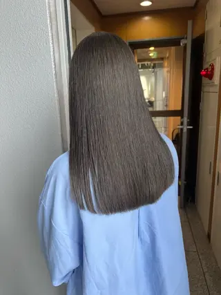 ロング カラー akane/ベージュ /オリーブ/ブラウンのヘアスタイル