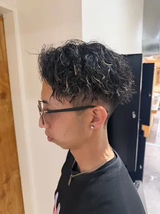 カラー パーマ メンズ パーマ特別価格🔥 宇宙のヘアスタイル