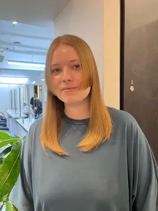 ロング カラー Viot 銀座 樋口 桃佳のヘアスタイル