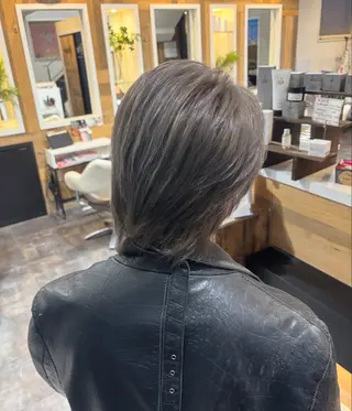 カラー Happis所属・藤原 梨夢のヘアスタイル