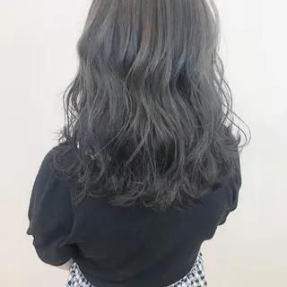 ロング AKANE 【zina新宿】のヘアスタイル