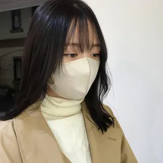 セミロング カラー ヘアアレンジ moi-meme.soe所属・タナカ リナのヘアスタイル