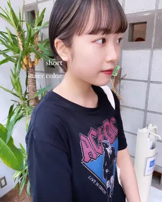 ショート カラー 塩澤 榛奈のヘアスタイル