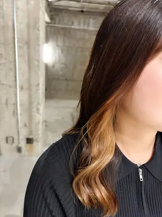 ミディアム カラー 玉置 七海のヘアスタイル