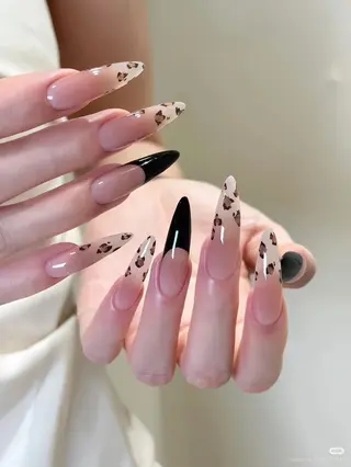 ネイル YURI NAILのネイルデザイン