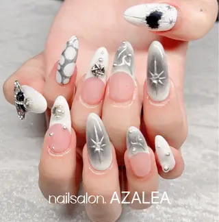 ネイル R inのネイルデザイン