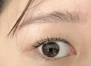 マツエク・マツパ CHERILU昭島店 スタイリストの眉毛・アイブロウイメージ