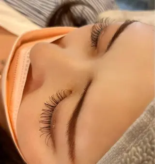 マツエク・マツパ hairLOOP所属・西院LOOP sayakaのヘアスタイル