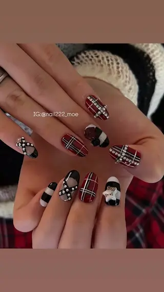 ネイル ⟡.*222⋰˚☆ MöEのネイルデザイン