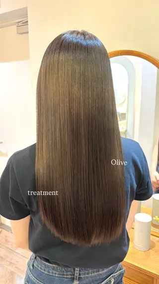 ロング Ruchika .のヘアスタイル