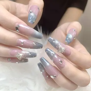 ネイル ヒユ ヒヨリのネイルデザイン