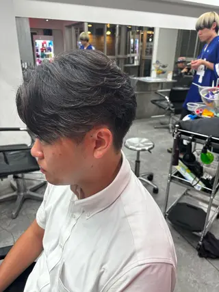 パーマ メンズ メンズ特化✨️ 韓国風パーマ🔥一八のヘアスタイル