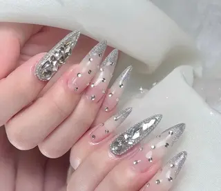 ネイル Venusパラジェル 長さだし専門店のネイルデザイン