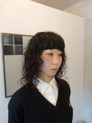 パーマ unfeigned02所属・おーした /カットモデル伏見栄のヘアスタイル