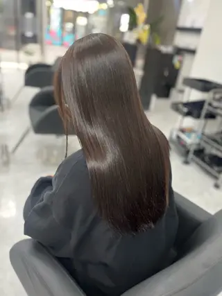 セミロング 辻 奈々のヘアスタイル