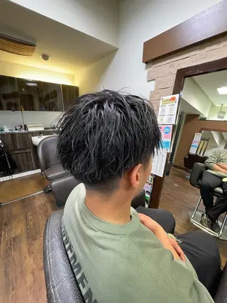 ショート OZON所属・⚡️メンズヘア専門 一瀬の眉毛・アイブロウイメージ